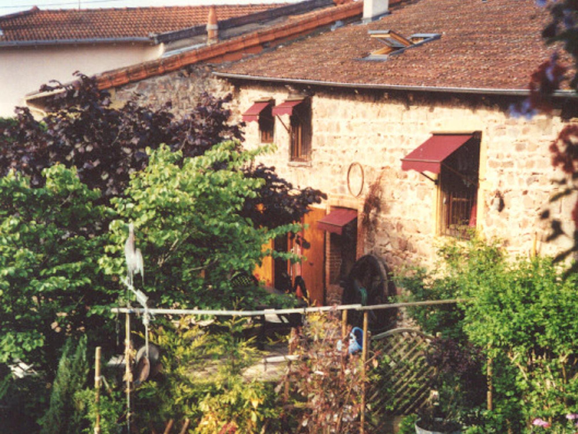 Gite Charmant Avec Jardin Privatif, Proche Sites Historiques Et Activites De Plein Air - Fr-1-496-183 Cuinzier Exterior foto